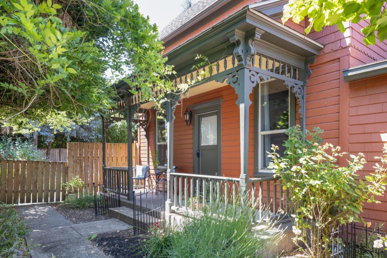 Wynkoop At Carlton: Taste Of Europe, Walk To Wineries, Dog Friendlyヴィラ エクステリア 写真